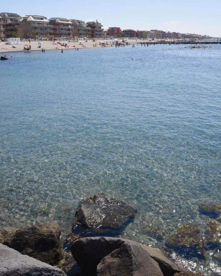 Amareroma - Ostia Lido Apartment Bagian luar foto